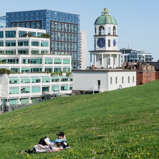 Blog-post_building-the-case-for-innovative-municipalities-to-reconnect-with-community_square