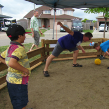 Neighbours playing gaga ball square.png