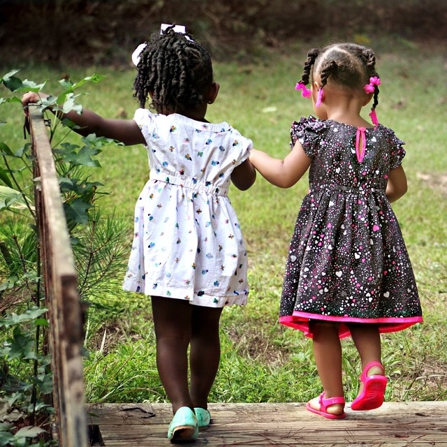 Children walking.jpg