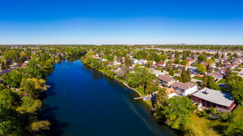 Photo of the Red River flowing through Winnipeg