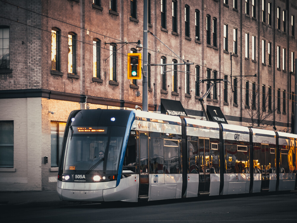 navette-tramway-ville-communauté-transport-en-commun