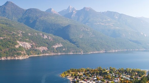 La fin de la pauvreté : Huit voies pour en finir avec la pauvreté au Canada